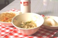 写真：茎わかめサラダ