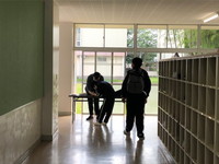 写真：1年B組（前半番号）登校日の様子1