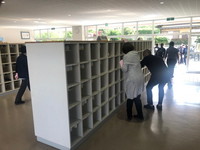 写真：下校後の消毒作業の様子5