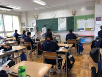 写真：3年生登校日の様子2