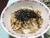 写真：鶏そぼろ丼