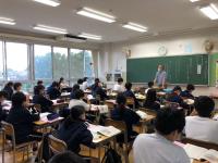 写真：発表している様子