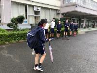 写真：あいさつ運動の様子2