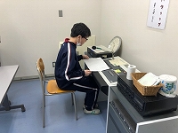 写真：放送の様子5