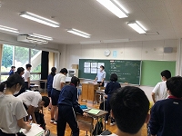 写真：三年生授業風景2