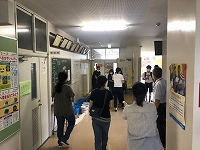 写真：6月17日消毒作業の様子1