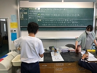 写真：理科の授業1