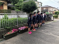 写真：朝の挨拶活動2