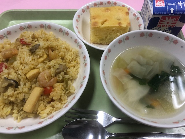 ・牛乳・パエリア・ペーザンヌスープ・さつま芋ケーキ