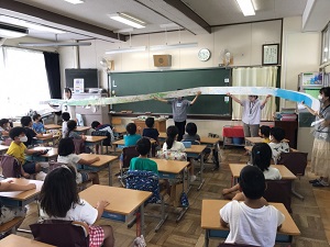 珍しい本の紹介の様子