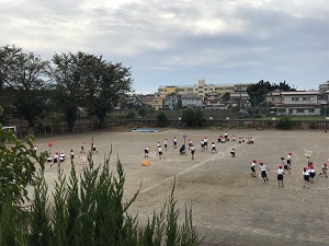 2年生の玉入れの様子