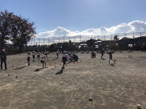 1年生玉入れの様子