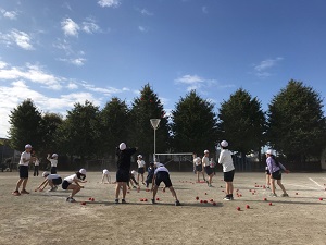 5年生玉入れの様子3枚目