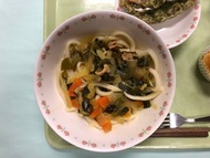 カレーうどん ししゃもの磯辺揚げ 柿と小豆のケーキ