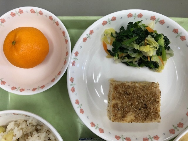 給食