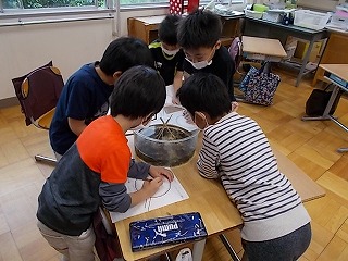 写真：2年1組の様子