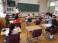 写真：梅雨入り後の教室の様子