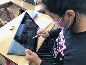 ジャムボードへの記録の様子1