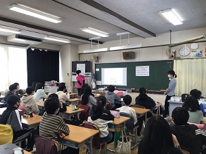 赤ちゃん授業の様子1