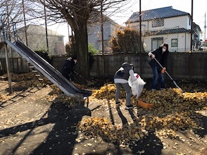 落ち葉はき1