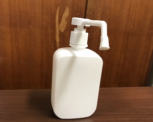 寄付のボトルの写真