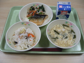 給食