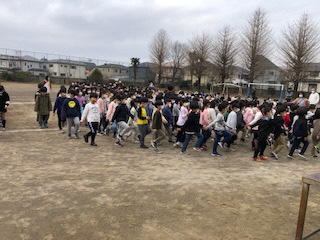 全校朝会