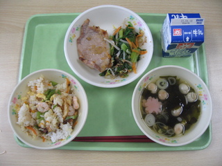 給食
