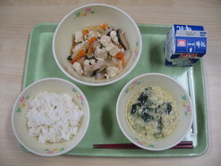 給食