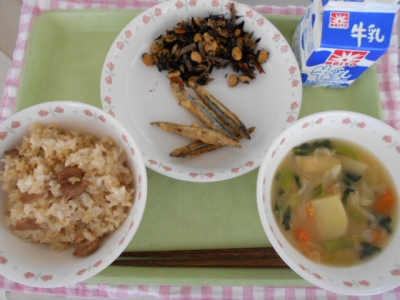給食