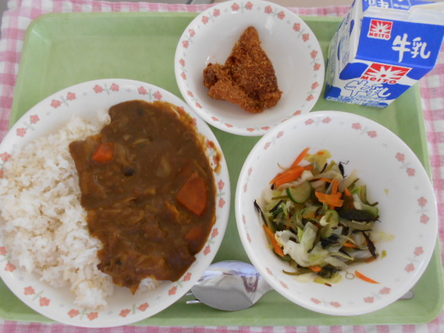 給食
