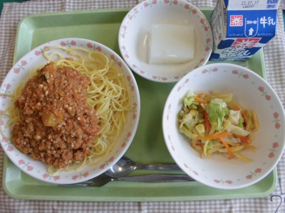 給食