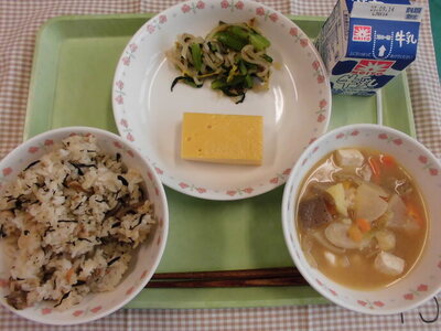 給食