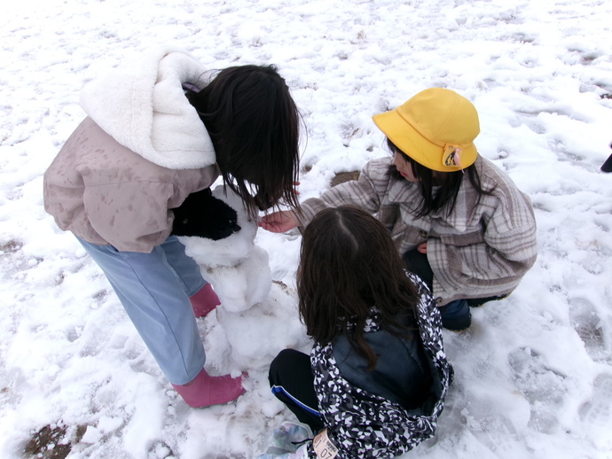 雪遊び