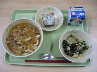 給食