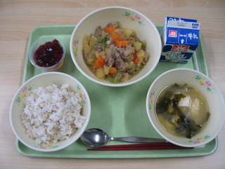 給食