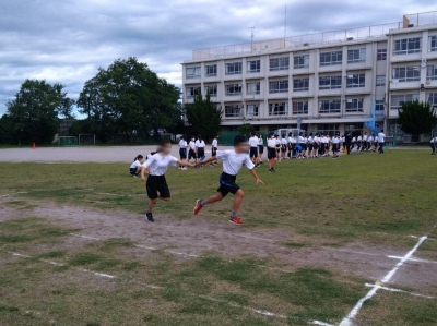 運動会朝練習