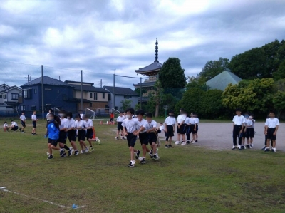 運動会朝練習