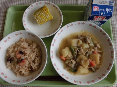給食