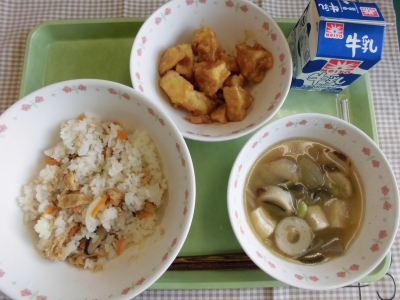 給食
