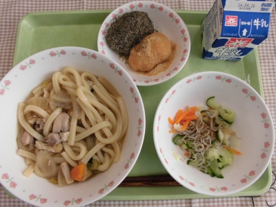 給食
