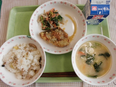 給食