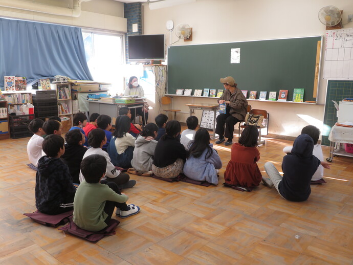 1128_yomikikase_4_01