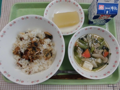 給食
