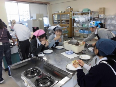 クレープづくり