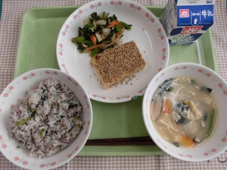 給食