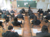 写真　定期考査