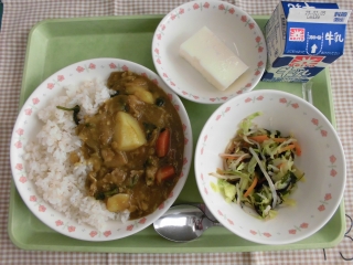 給食
