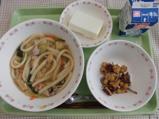給食