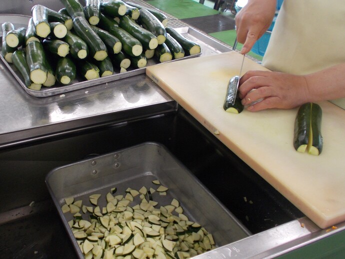 スパゲティの調理写真